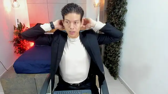Snapshot of LevinFox chatting on July 15, 11:37 am LevinFox online show from July 15, 11:37 am