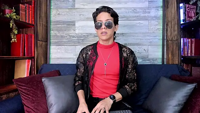 Snapshot of LevinFox chatting on July 29, 11:30 am LevinFox online show from July 29, 11:30 am