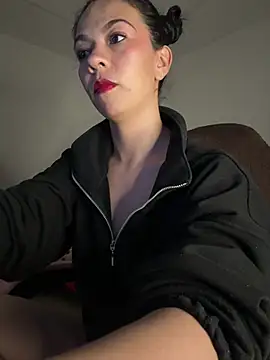 Snapshot of vanellopeFoxx chatting on July 1, 2:57 am vanellopeFoxx online show from July 1, 2:57 am