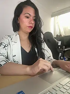 Snapshot of vanellopeFoxx chatting on July 18, 3:49 pm vanellopeFoxx online show from July 18, 3:49 pm