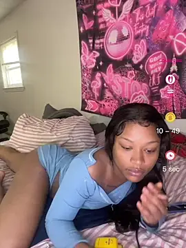 Prettywettkittycc online show from June 16, 3:47 pm