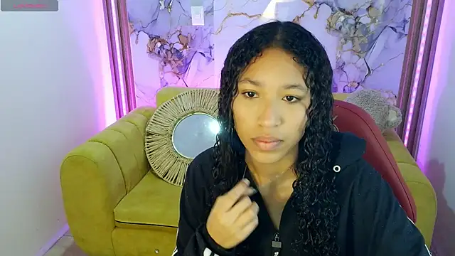 Kiimmy m  online show from June 13, 12:36 pm