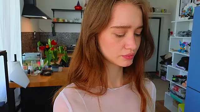 AliviaWithLove online show from June 23, 8:23 am