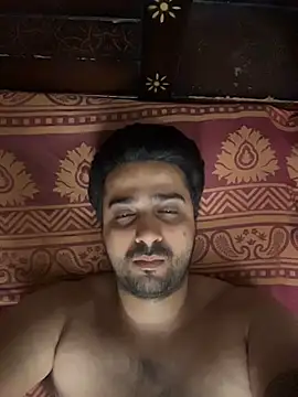 Snapshot of SexyyNick chatting on June 15, 11:18 pm SexyyNick online show from June 15, 11:18 pm