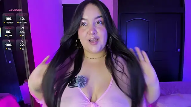 EvaBigBoobs online show from June 12, 1:04 am