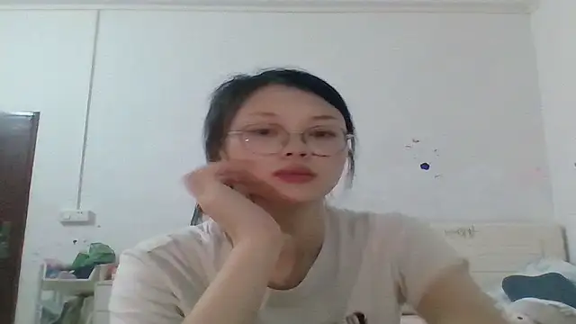 Snapshot of Joey-988 chatting on July 30, 7:51 am Joey-988 online show from July 30, 7:51 am