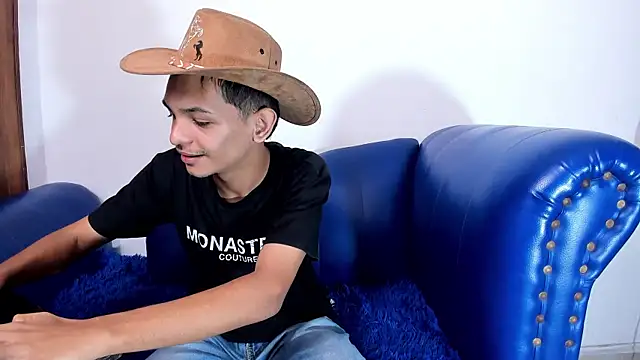 littlecum18 online show from July 28, 1:21 pm