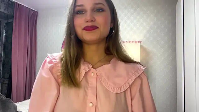 Bella  Ray online show from June 11, 6:39 pm
