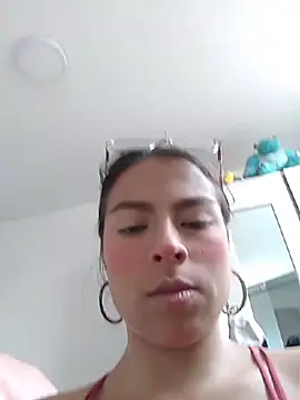 Snapshot of _Aisha_20 chatting on July 9, 3:38 pm Aisha 20 online show from July 9, 3:38 pm