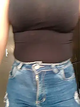 Snapshot of _Aisha_20 chatting on July 10, 2:52 pm Aisha 20 online show from July 10, 2:52 pm