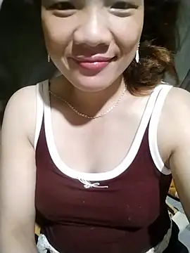 Snapshot of Eirlys-baby chatting on June 15, 11:01 am Eirlys-baby online show from June 15, 11:01 am