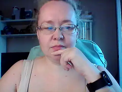 Viola27 online show from June 15, 2:19 pm