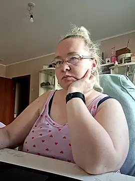 Viola27 online show from July 7, 9:57 am