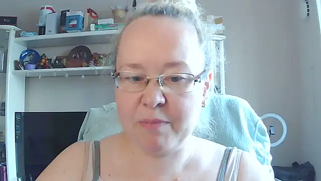 Viola27 online show from July 20, 11:01 am