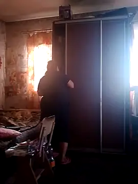 Snapshot of oksana72 chatting on September 12, 6:57 am oksana72 online show from September 12, 6:57 am