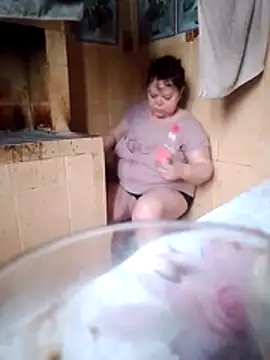 Snapshot of oksana72 chatting on March 19, 6:17 am oksana72 online show from March 19, 6:17 am