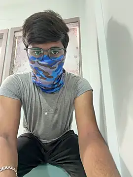 Snapshot of dreamy_boy chatting on June 12, 8:57 am dreamy boy online show from June 12, 8:57 am