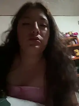 DirtyCerezita online show from August 3, 6:23 am