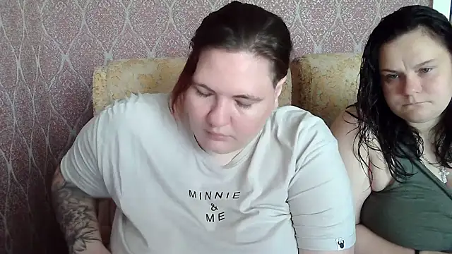 Snapshot of TiaMason chatting on June 13, 8:12 am TiaMason online show from June 13, 8:12 am