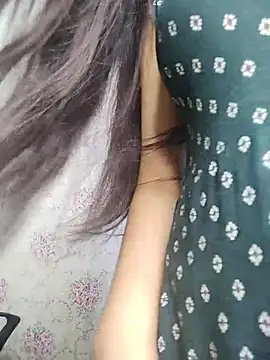 Queen Rosyy online show from June 24, 3:27 am