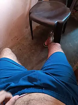 Desindianbull69 online show from June 29, 5:25 am