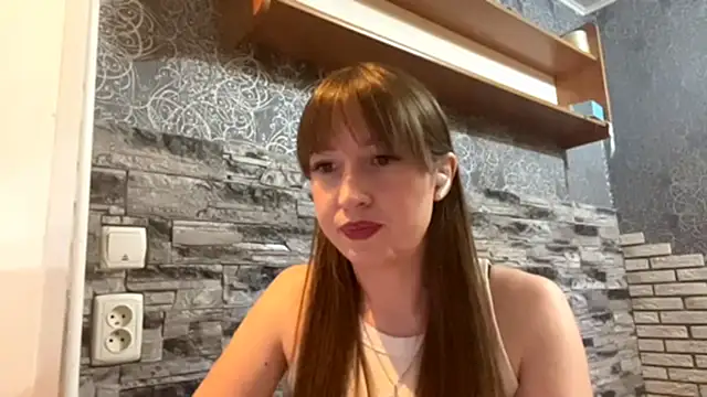 Snapshot of MertieDy chatting on June 11, 12:32 am MertieDy online show from June 11, 12:32 am