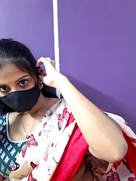 Clara-Lilly online show from June 23, 5:27 am
