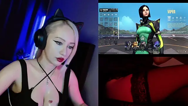 roxxyrowe online show from July 13, 9:28 pm