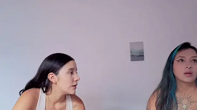 Snapshot of Greicy_and_sky chatting on June 15, 7:49 pm Greicy and sky online show from June 15, 7:49 pm