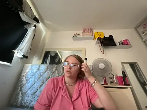 Violetsinxx online show from June 23, 1:31 pm