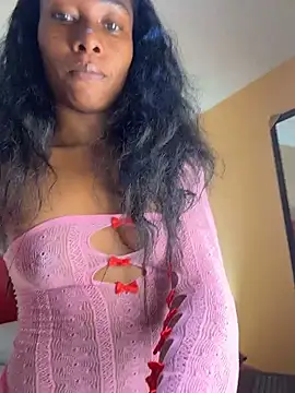 Aissha  online show from June 11, 8:07 pm