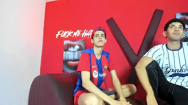 Funny dirty boys1 online show from June 13, 7:34 pm