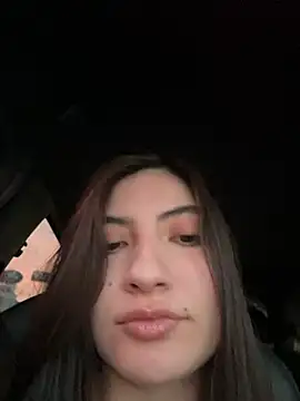 Snapshot of amber_glow44 chatting on July 2, 1:16 am amber glow44 online show from July 2, 1:16 am