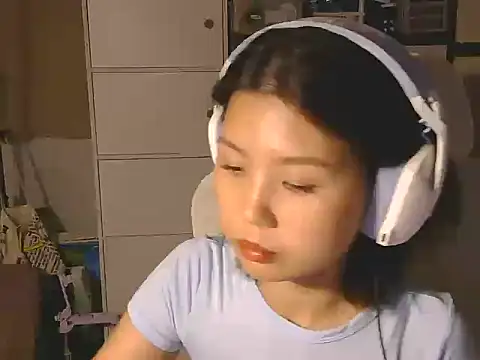 urgrl portia online show from June 11, 11:19 am