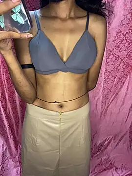 Cute rubii  online show from August 2, 4:49 pm