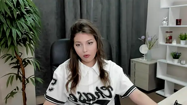 AsiaBohall online show from June 15, 5:20 am