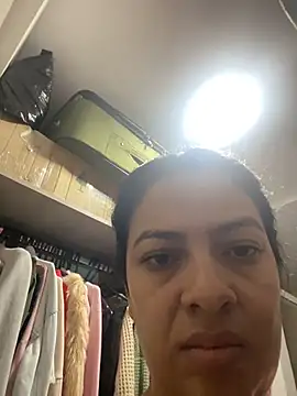 kimmy kaller online show from July 27, 10:22 am
