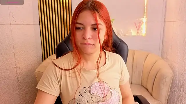 sofia red cn online show from June 28, 1:17 pm