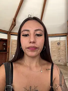 IvyDove online show from June 19, 4:00 pm