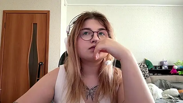 Snapshot of Xergos117 chatting on June 15, 6:59 am Xergos117 online show from June 15, 6:59 am