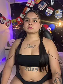 TifanyRoseX online show from June 30, 6:53 pm