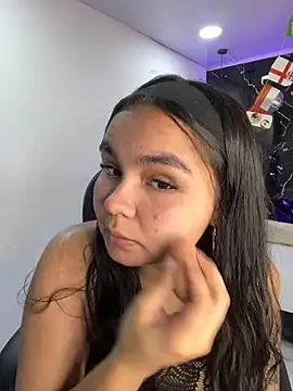 TifanyRoseX online show from July 5, 6:37 pm