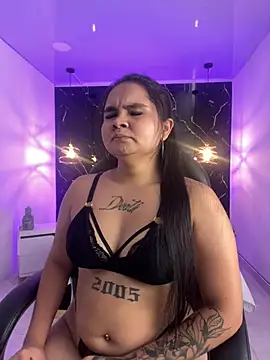 TifanyRoseX online show from July 20, 6:43 pm