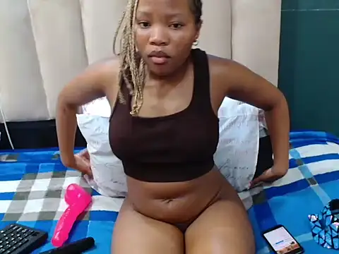 JustKarii online show from June 12, 12:59 pm