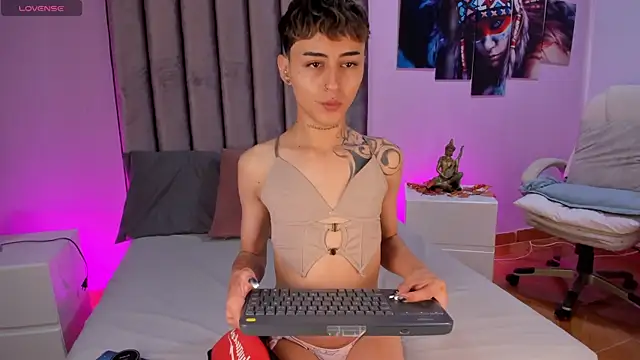 Nhicolas Salazar online show from July 9, 12:53 pm