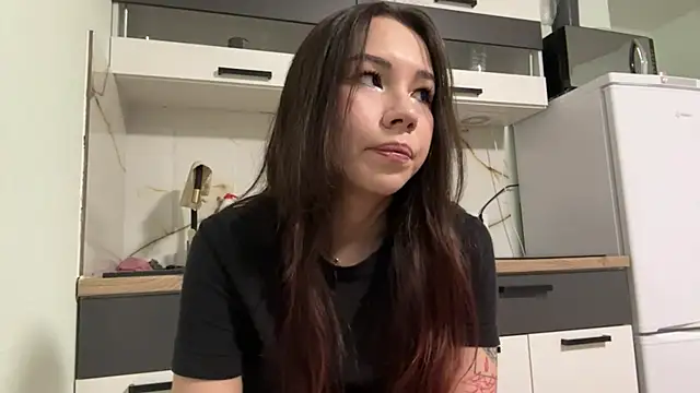 HotGirlMilla online show from June 24, 7:57 pm