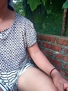 Snapshot of Chin-ni chatting on July 14, 11:16 am Chin-ni online show from July 14, 11:16 am