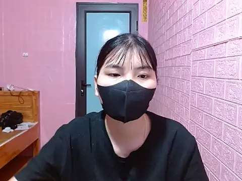 ThuyTien279 online show from July 20, 1:57 pm