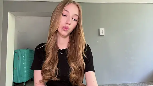 TraceyHowey online show from June 24, 9:41 am