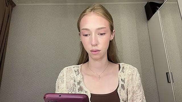TraceyHowey online show from July 28, 8:43 am